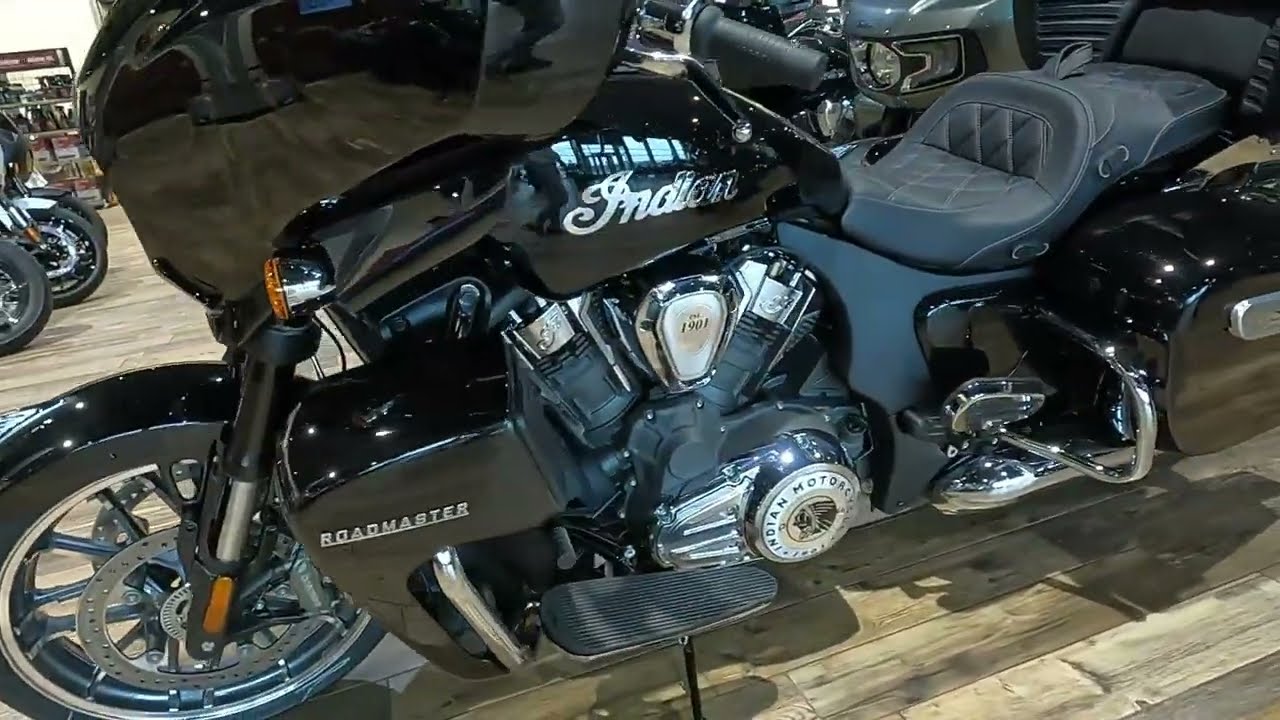 New 2025 Indian Motorcycle Roadmaster PowerPlus Limited 112 Motorcycle For Sale In Lakeville, MN