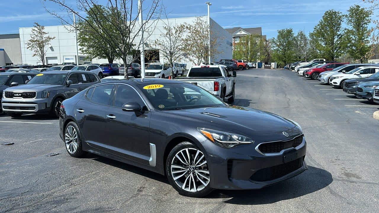 2019 Kia Stinger Premium Bloomington, Martinsville, Columbus, Bedford, Indianapolis Indiana