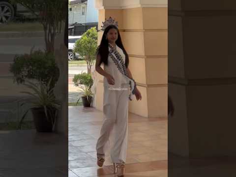 High Heel Practice Walk For Graceful Style Highheel Highlights Fyp Model Heels Shoes Fashion 