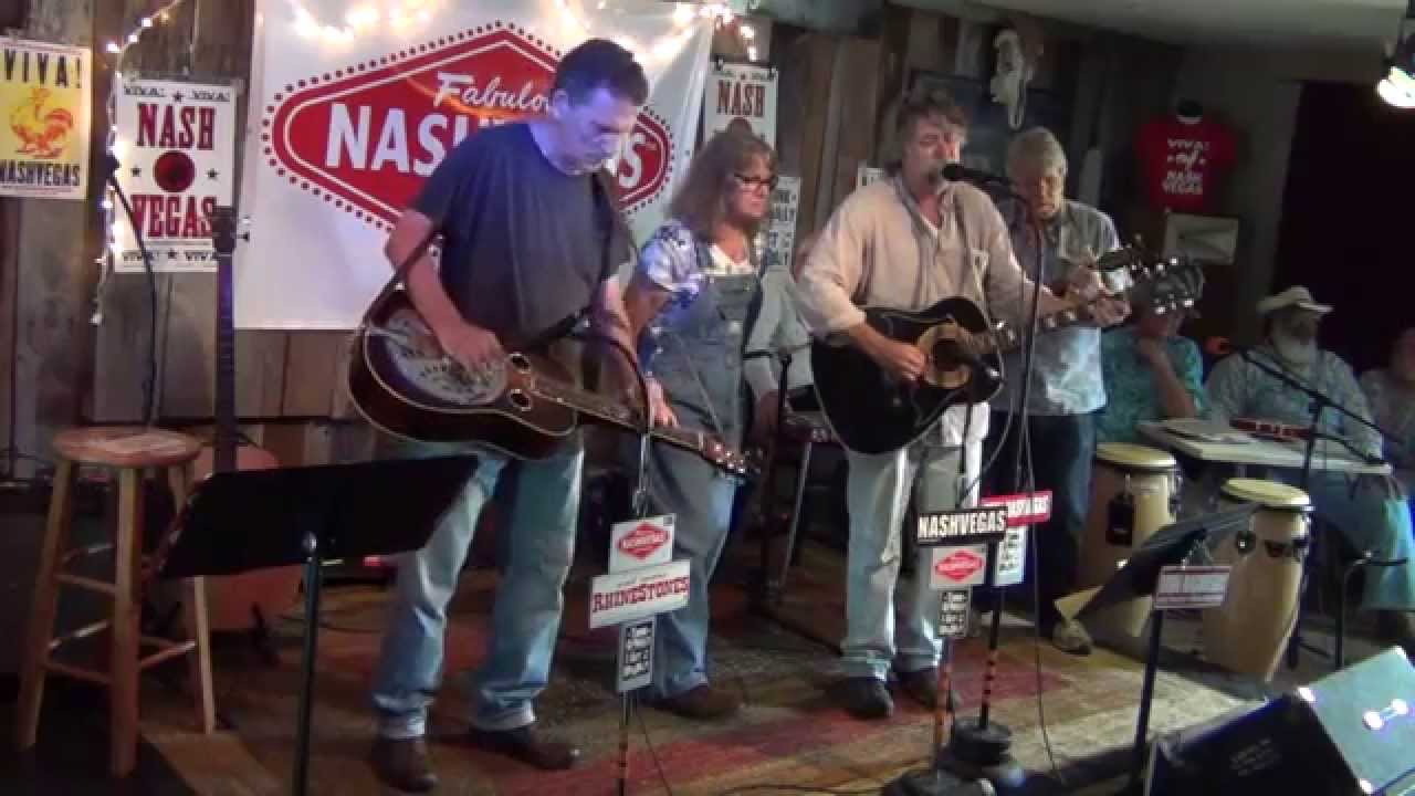 americana salon Michael Kelsh: 