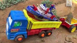 Dump Truck Transporting Ship And Frog | Fuel Pump For Truck Plastic RC | Funy Story Rescue Toy Car