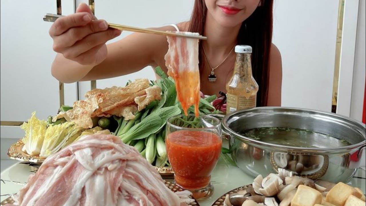 Eating Hot Soup with vegetable recipe - YouTube