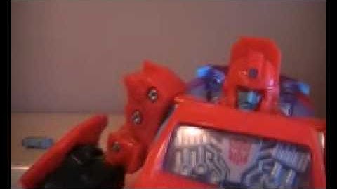 Transformers Universe Classics Ironhide