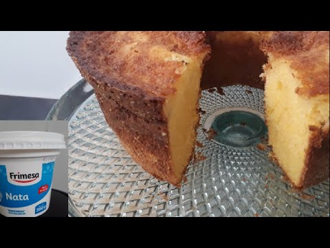 BOLO DE FUBÁ COM NATA