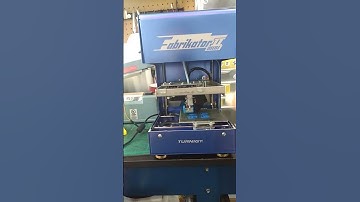 Fabrikator Mini II Nostalgic 3D Printer. Open Cube Mod.