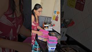तिची मदत की मज्जा? 😂 #Shorts #MarathiVlog #CuteBaby #FridgeOrganization #KitchenHacks #DailyVlog