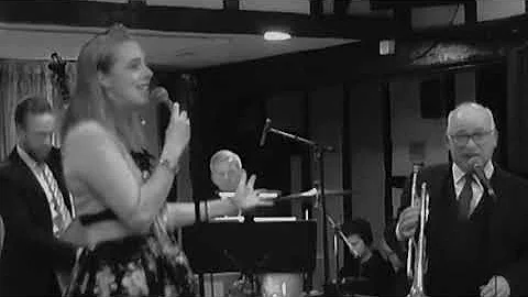 Joanna Eden sings Dream a Little Dream of Me with ...