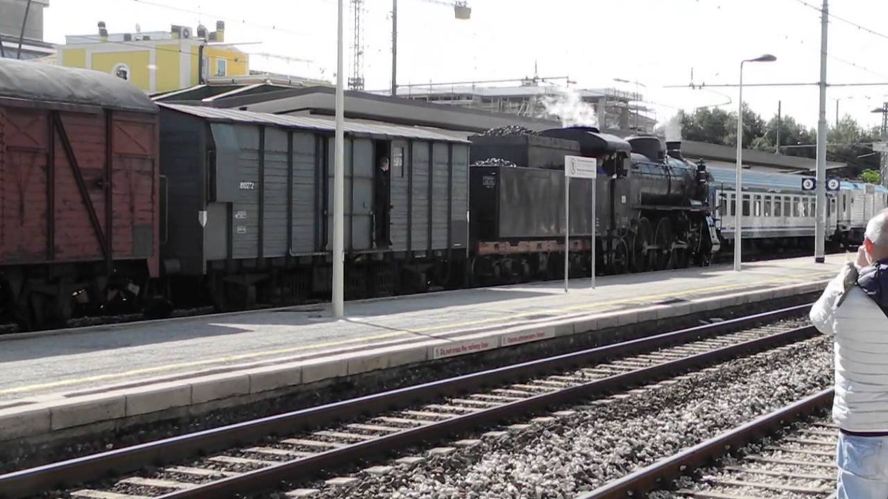 STAZIONE DI SAN BENEDETTO DEL TRONTO ARRIVO 685 196 AL 3° BINARIO TRENO STORICO 150° ANCONA STAZIONE DI SAN BENEDETTO DEL TRONTO ARRIVO 685 196 AL 3° BINARIO TRENO STORICO 150° ANCONA