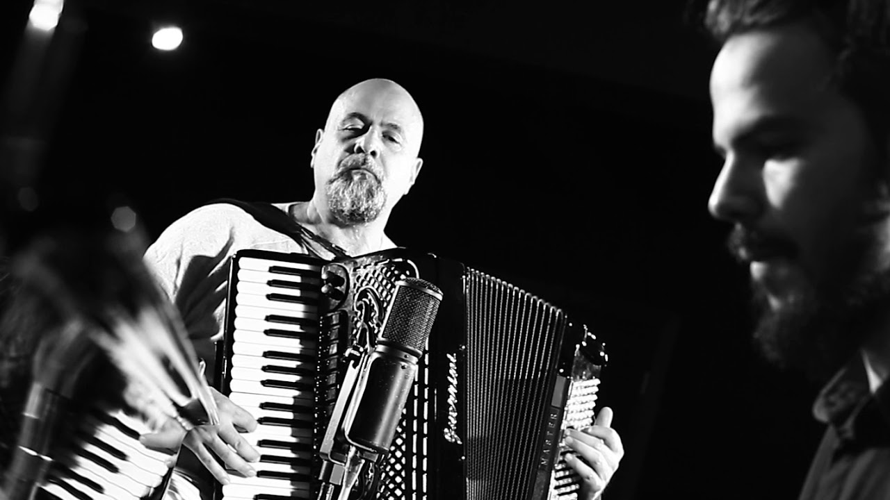 Toninho Ferragutti & Salomão Soares — video 2
