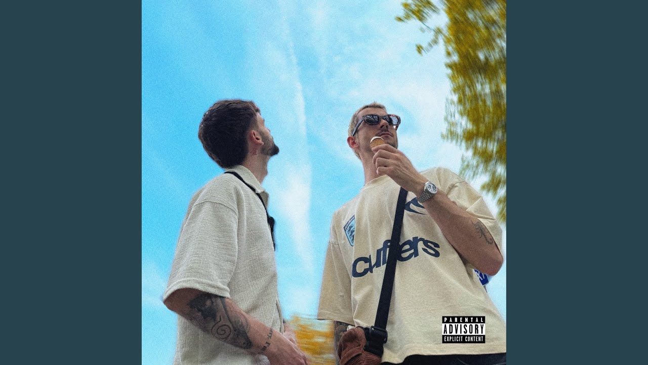 so blau (feat. greifo) auf YouTube ansehen so blau (feat. greifo) auf YouTube ansehen