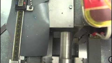 A Self Compensating Electronic Edge Finder for a Lathe