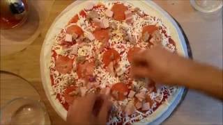 How to Make Meat Lovers' Pizza PIY