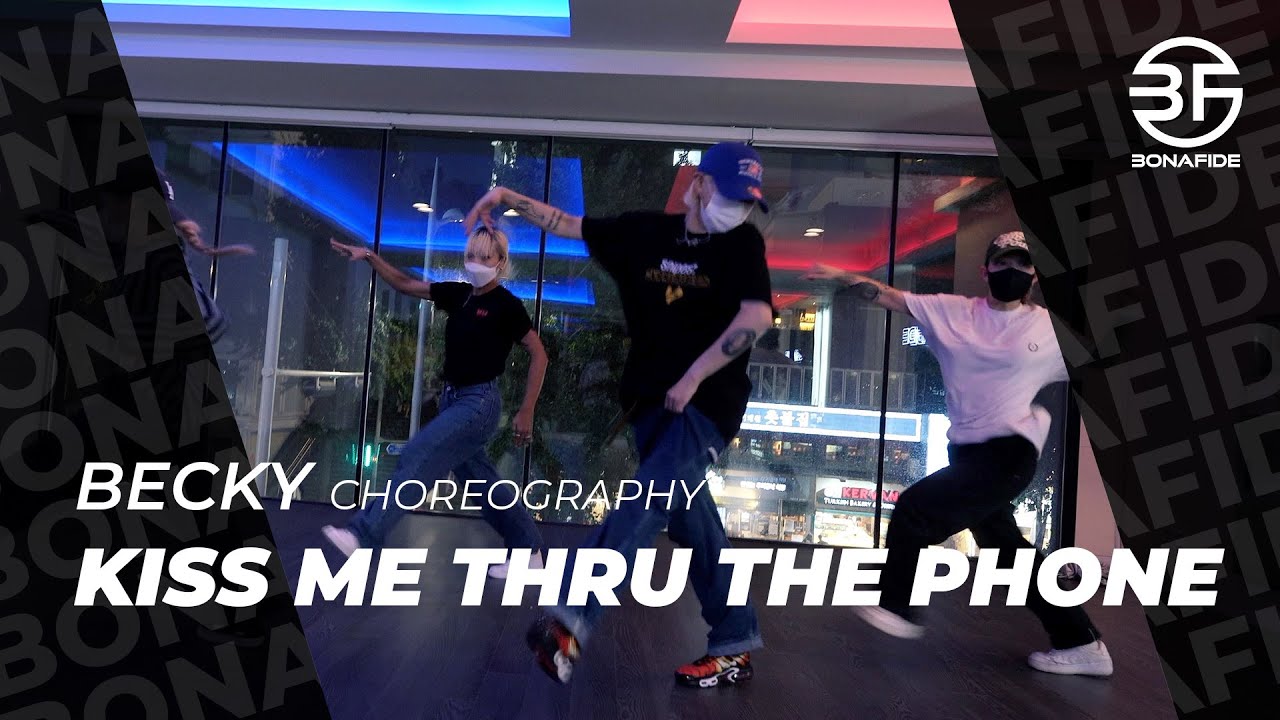 Soulja Boy Tell'em ft. Sammie Kiss Me Thru The Phone / Becky