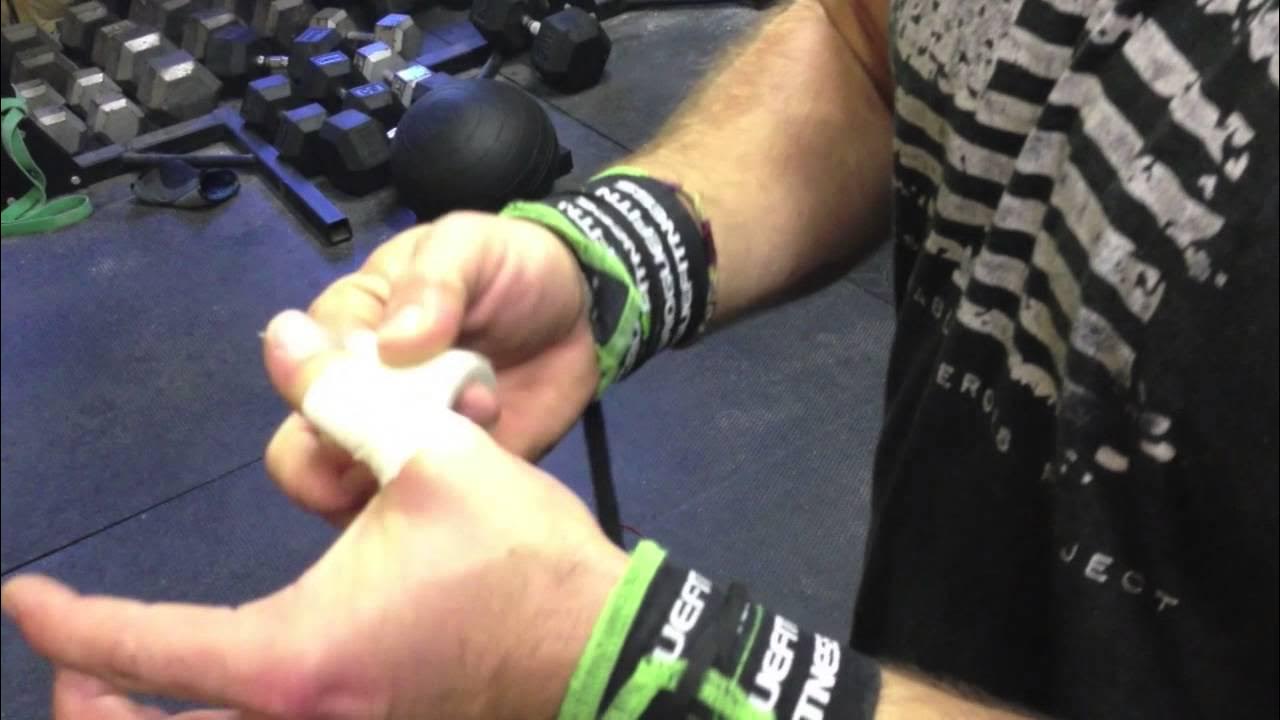 Grip and Protection: How Thumb Tape Benefits Your CrossFit Training – Murgs