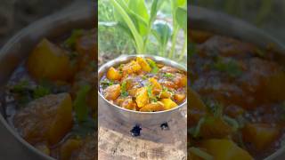 Gravy Vadu Batata Ni Sabji