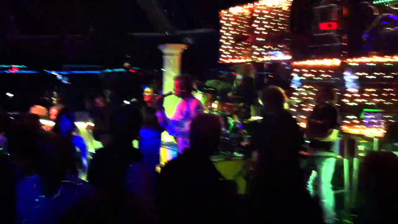 Homo sapiens GLASS GLOBE live 8 DIc 2010