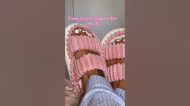 Cozy house slippers are a must-have this season! #fok #slippers