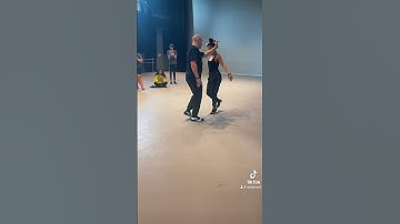 Beginner Salsa On2 Tutorial #rodrigoandwendy #salsa #dance #salsadancing #salsaon2 #tutorial