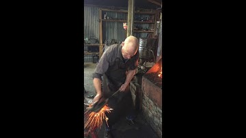 BASICS OF BLACKSMITHING: DRAWING OUT