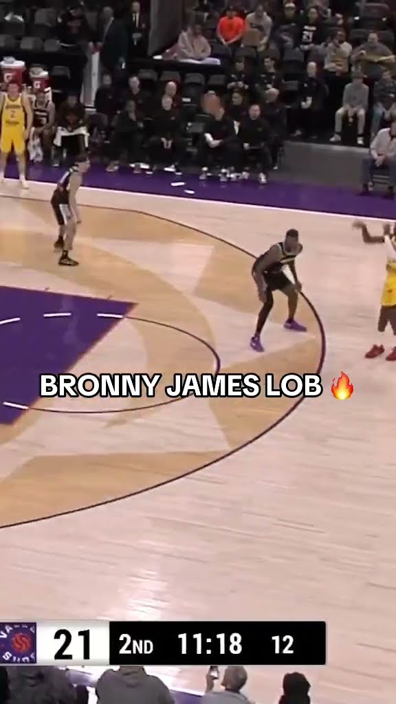 Bronny catches a lob ?
