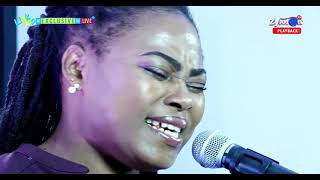 Joyce Blessing performe Yendanase live