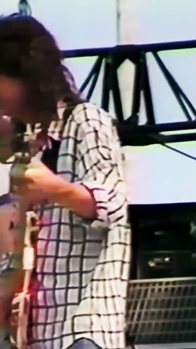 Eddie Van Halen “Women In Love” intro. 1986 soundcheck.