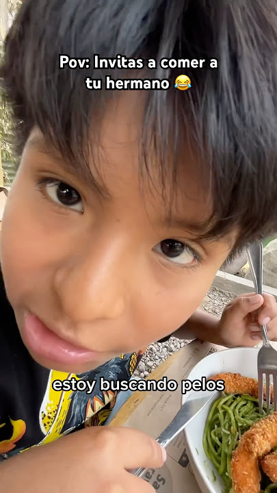 Cuando invitas a comer a tu hermano 😂🍽️ #shorts