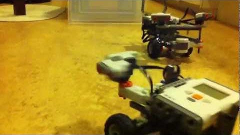 obstacle detection / collision avoidance - lego car with sonar sensor and PID controller.mp4