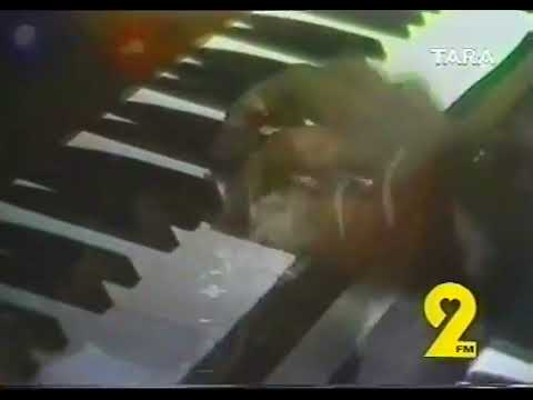 Gary's Gang   Keep on Dancin' 1979 HQ