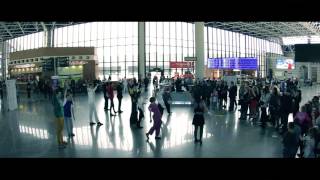Танцевальный флешмоб в Международном аэропорту Сочи
