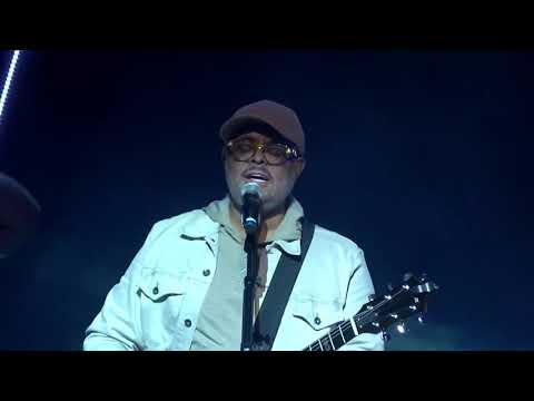 Israel Houghton -