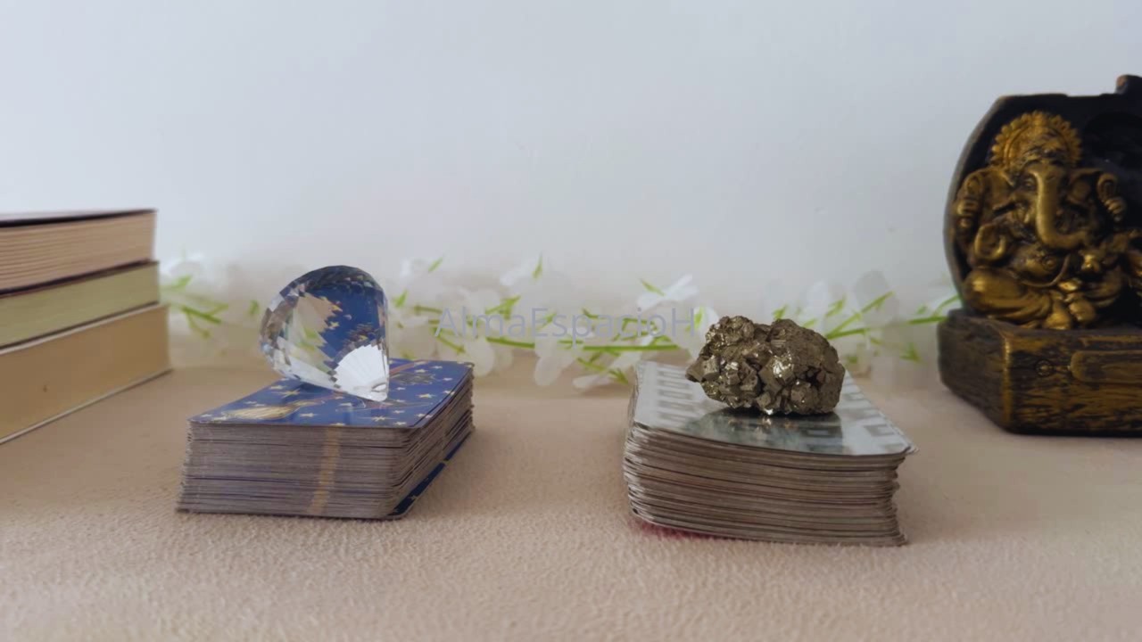 ✨PRÓXIMOS TRES MESES ENTRE VOS Y TU PERSONA ESPECIAL✨ TAROT INTERACTIVO AMOR