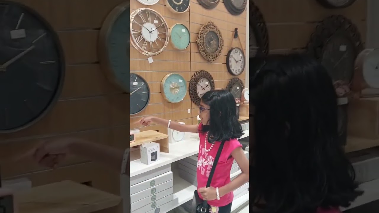 Παρακολούθηση Wonderful collection of clocks in Forum mall Ernakulam #ForumMall στο YouTube Παρακολούθηση Wonderful collection of clocks in Forum mall Ernakulam #ForumMall στο YouTube