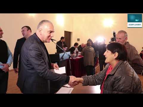 მარნეულში 22 დევნილ ოჯახს ბინა გადაეცა