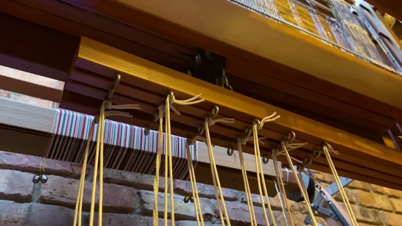 How Treadles Raise Shafts on a Jack Loom