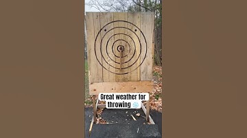 That time of year again ⛄️ 🪓 #axethrowing #throwingaxe #trickshots #bullseye #trickshot
