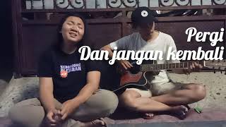 Bukan aku lagi - NGATMOMBILUNG (cover) akustik by Mita & Akbar