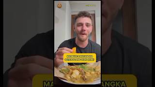 Sate Padang + Keripik Pedas, Mas Bule Nggak Percaya Enaknya #shorts #viralvideo