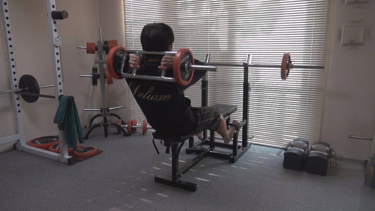 シャフトを縦に握れる強み「トライセプスバー特集」 - YouTube