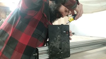 Disassembly of a 1515 Workbee CNC to install the Queenbee Ultra upgrade kit from Yuyong industry