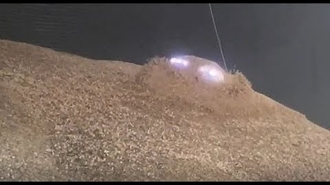 Grain silos are DIRTY and DANGEROUS workplaces for WORKERS. This ALIEN like ROBOT Solves the PROBLEM