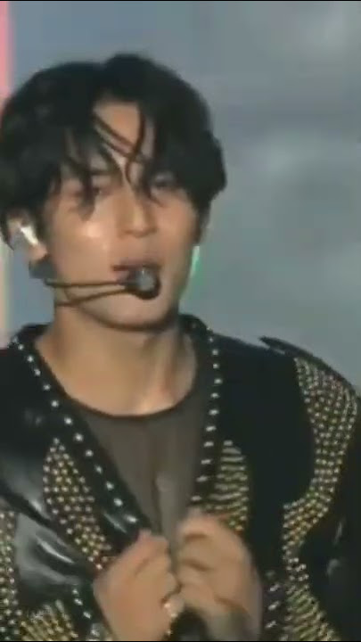SHIT! KIM MINGYU! So HOT🔥🔥😭 seventeen world tour [BE THE SUN] 'BoomBoom' #svt #mingyu #carat #seoul