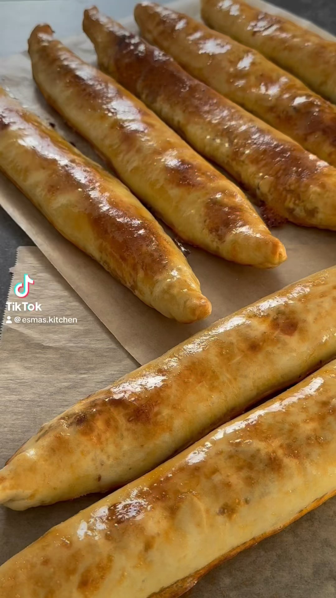 Börek Pita mit Mozzarella auf schnelle Art - Burek Pita sa Mozzarella ...