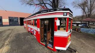 В депо Мариуполя изучил новый-старый туристический трамвай