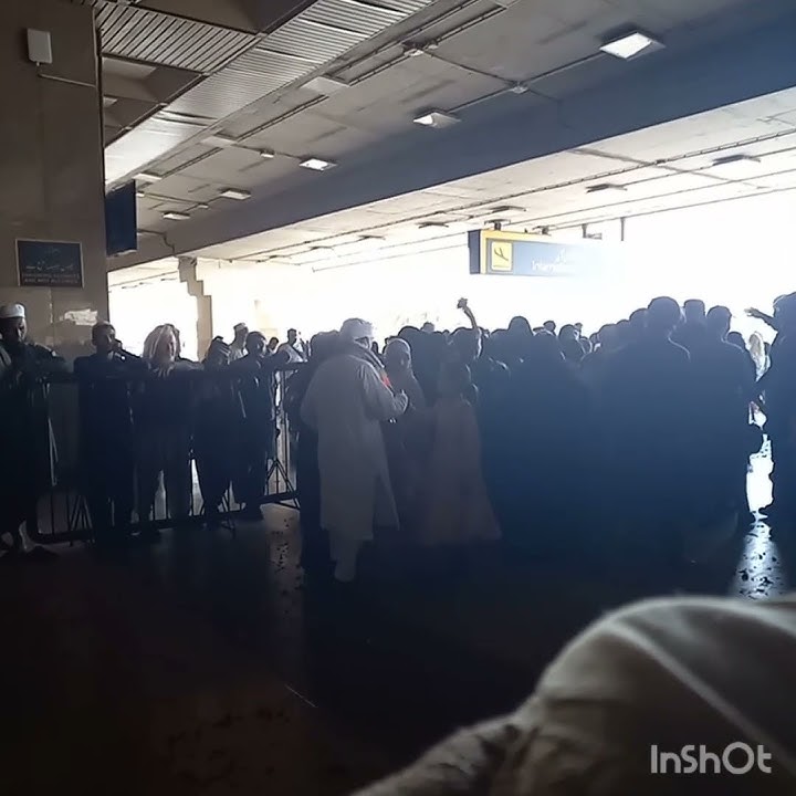 #KARACHINTERNATIONALAIRPORT#JINAHTERMINAL#HAJYONKIAAMAD#RESTORENTATTOOPOFJINAH AIRPORT RAK#umrahMUBA