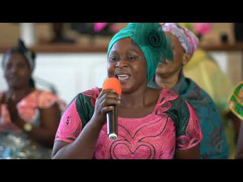 Video: Mimi Mwenyewe: Akina Mama Mashuhuri Wa Hollywood