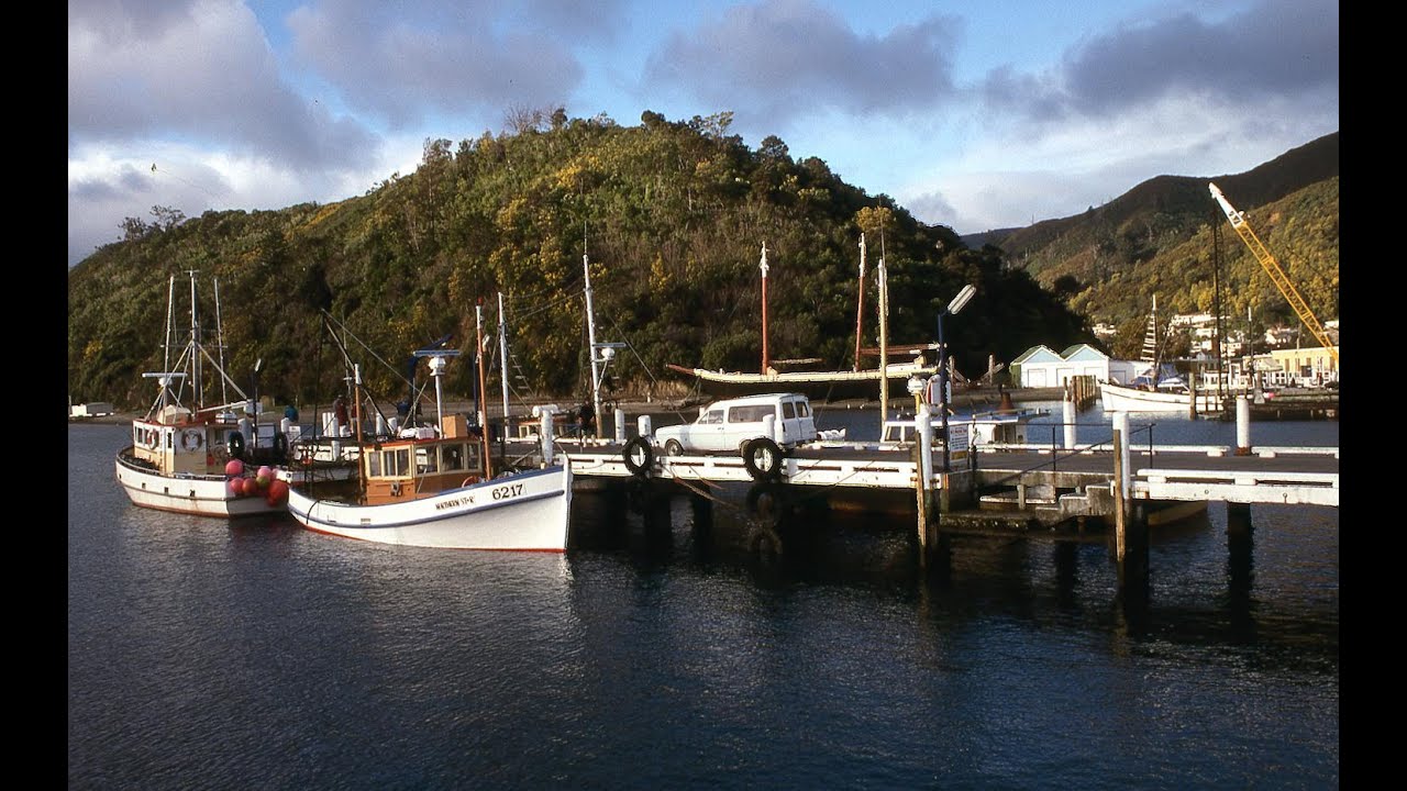 Fecking Boats, Episode 17 - YouTube