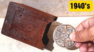 Restoration of a rusty mini safe box