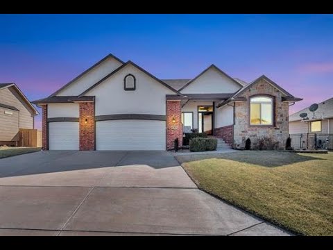 733 Goldspike, Newton, KS home video tour