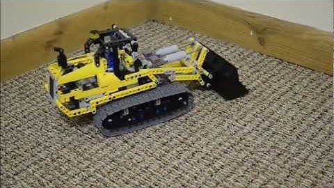 LEGO 8043 Tracked Loader